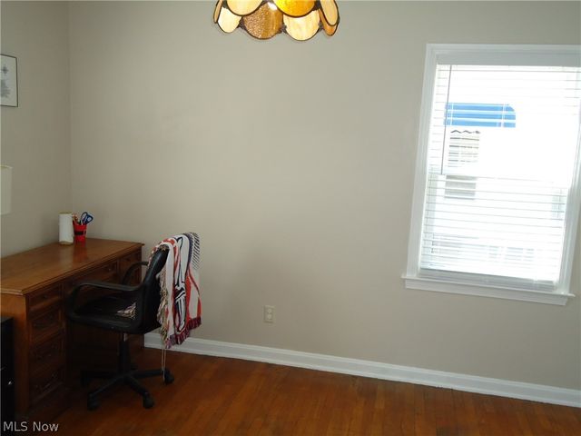 318 Van Buren Avenue, Cuyahoga Falls, OH 44221