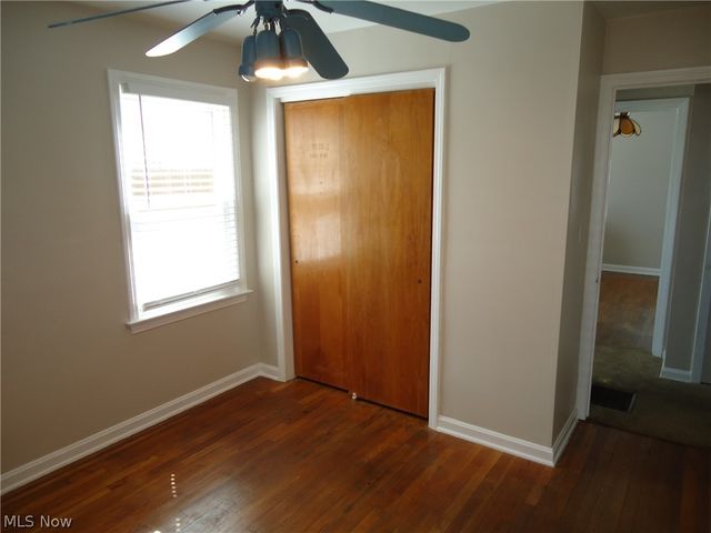 318 Van Buren Avenue, Cuyahoga Falls, OH 44221
