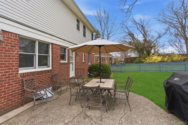2 Selden Drive, East Northport, NY 11731