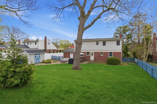2 Selden Drive, East Northport, NY 11731