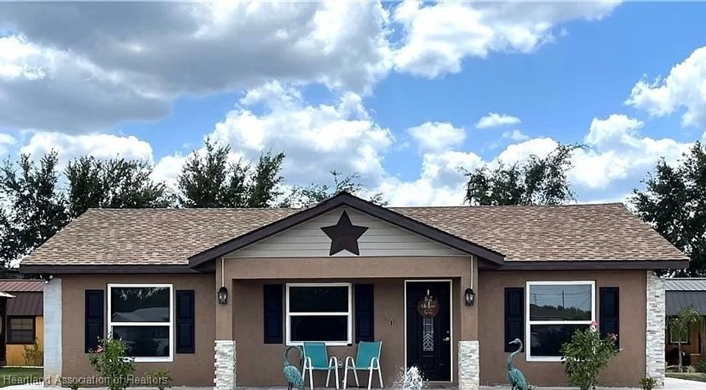 2695 W Newton Road, Avon Park, FL 33825