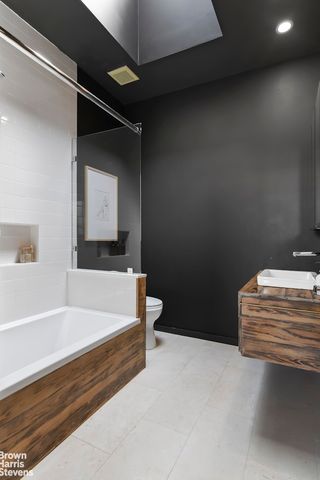 151 Lenox Ave Apt 5, New York City, NY 10026