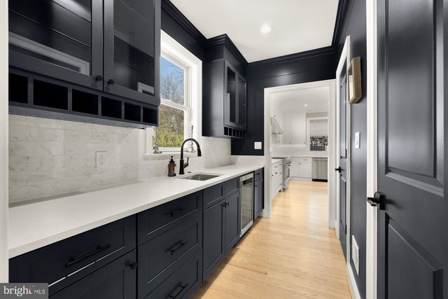 9111 SLIGO CREEK PKWY, Silver Spring, MD 20901