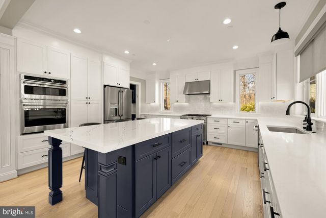 9111 SLIGO CREEK PKWY, Silver Spring, MD 20901