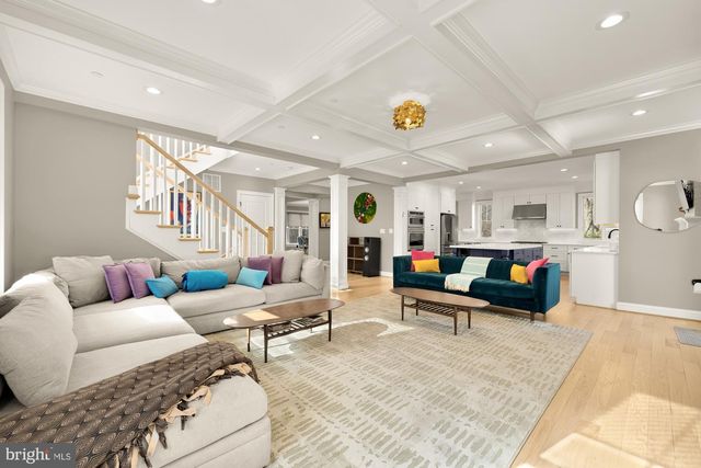 9111 SLIGO CREEK PKWY, Silver Spring, MD 20901