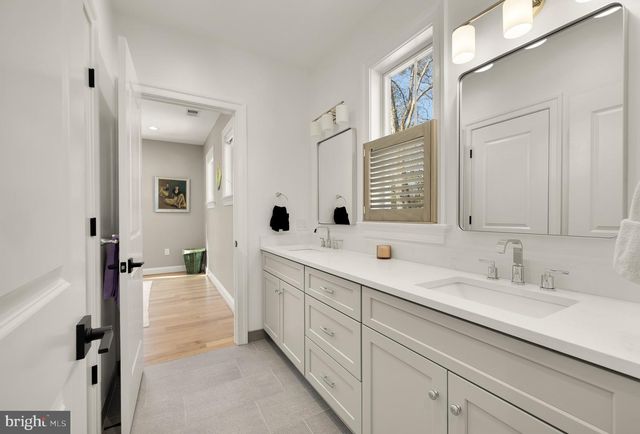 9111 SLIGO CREEK PKWY, Silver Spring, MD 20901