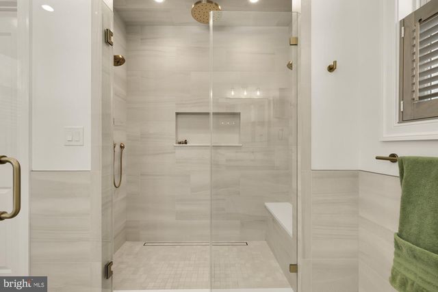 9111 SLIGO CREEK PKWY, Silver Spring, MD 20901