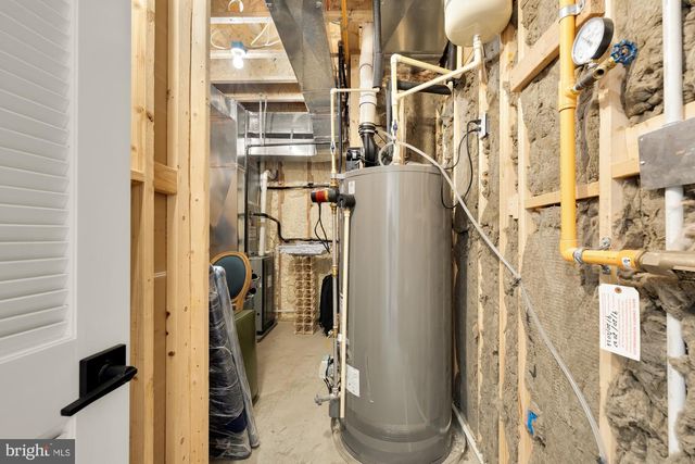 9111 SLIGO CREEK PKWY, Silver Spring, MD 20901