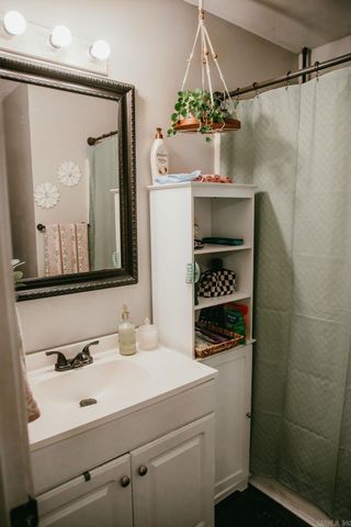 204 S 12th Avenue, Paragould, AR 72450