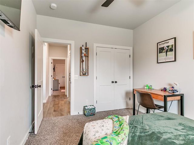 2200 Santa Monica Street, Edmond, OK 73034