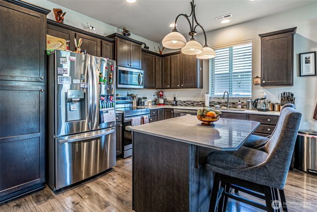 830 Maple Lane SW, Orting, WA 98360