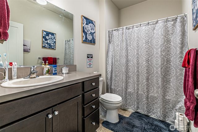 830 Maple Lane SW, Orting, WA 98360