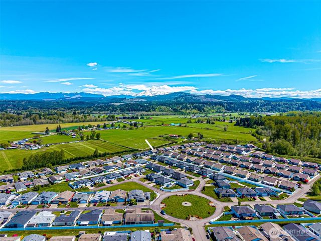 830 Maple Lane SW, Orting, WA 98360