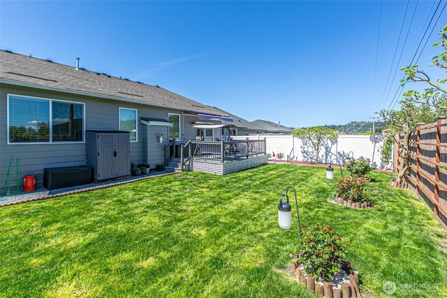 830 Maple Lane SW, Orting, WA 98360