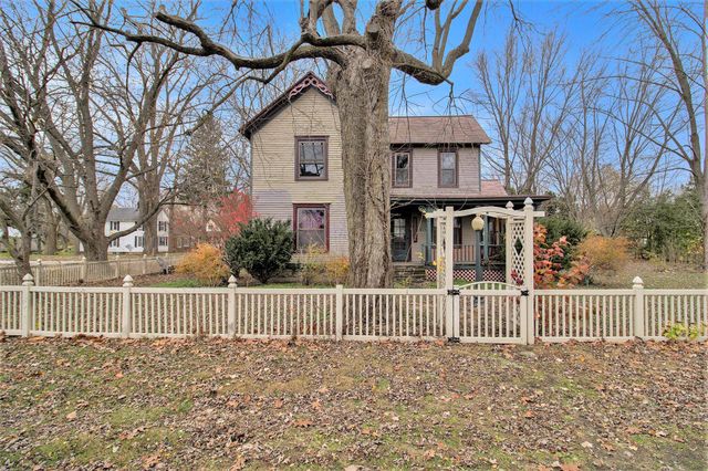 104 W Cross Street, Wanatah, IN 46390