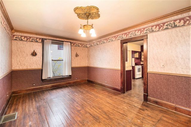 104 W Cross Street, Wanatah, IN 46390