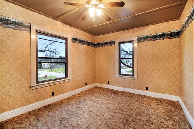 104 W Cross Street, Wanatah, IN 46390