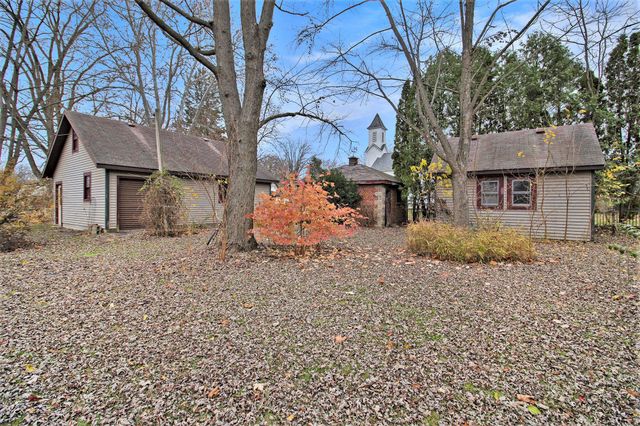 104 W Cross Street, Wanatah, IN 46390