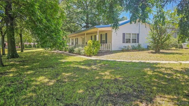 421975 E 1155 Road, Eufaula, OK 74432
