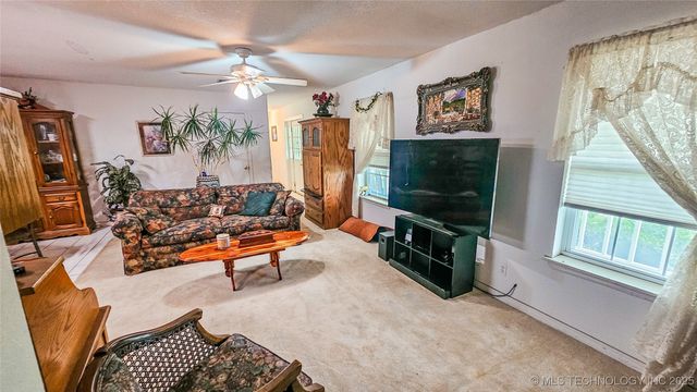 421975 E 1155 Road, Eufaula, OK 74432