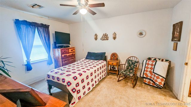 421975 E 1155 Road, Eufaula, OK 74432