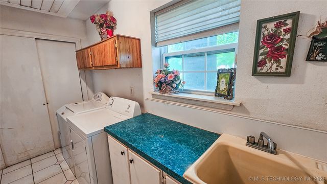 421975 E 1155 Road, Eufaula, OK 74432