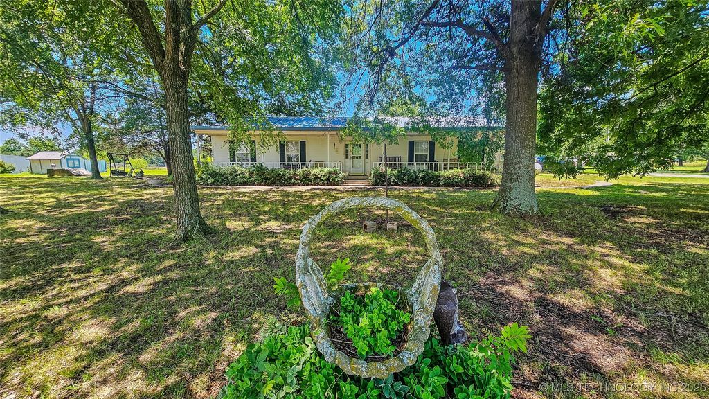 421975 E 1155 Road, Eufaula, OK 74432