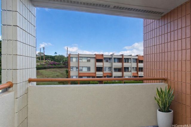 1105 Acacia Road 308, Pearl City, HI 96782