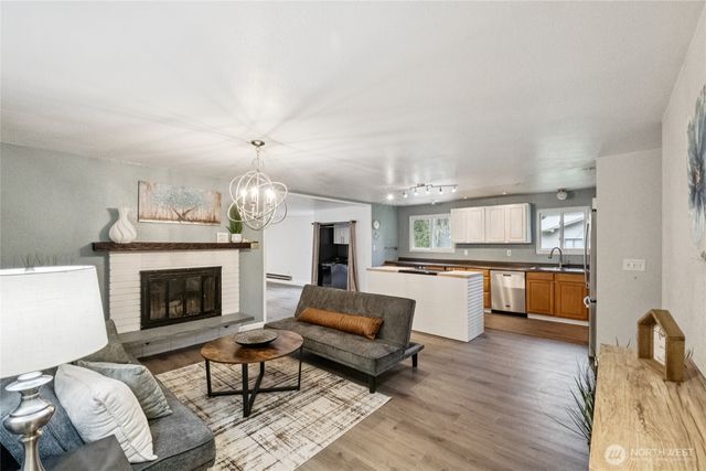 20911 W Richmond Road, Bothell, WA 98021