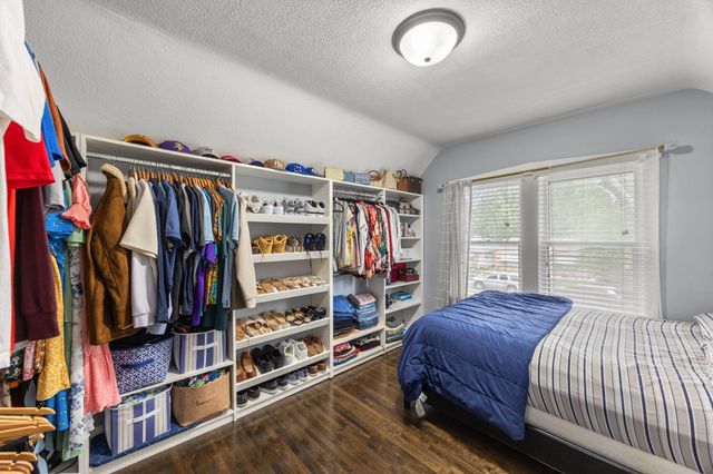 3810 Thomas Avenue N, Minneapolis, MN 55412