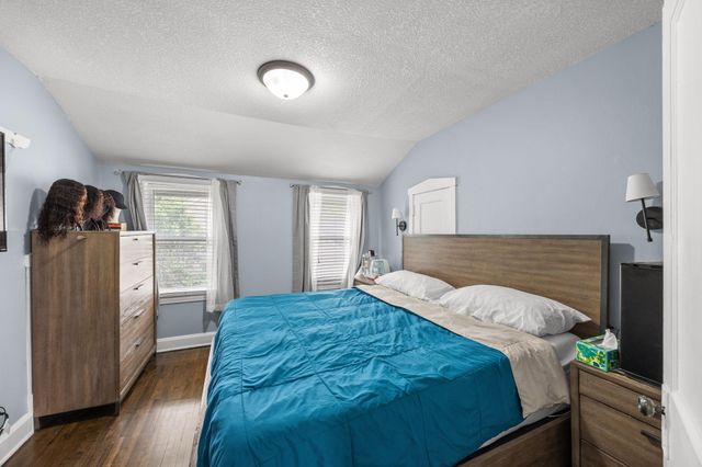 3810 Thomas Avenue N, Minneapolis, MN 55412