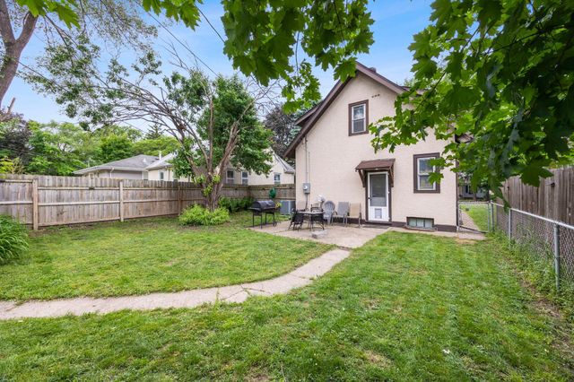 3810 Thomas Avenue N, Minneapolis, MN 55412
