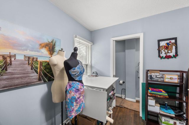 3810 Thomas Avenue N, Minneapolis, MN 55412