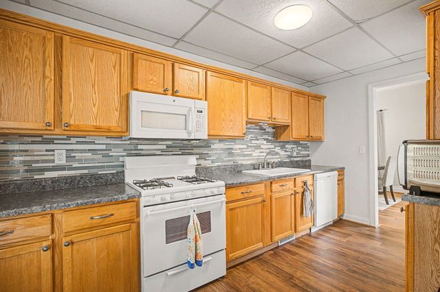 80 Garrison Avenue, Battle Creek, MI 49017