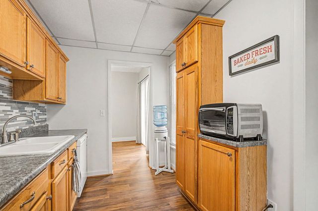 80 Garrison Avenue, Battle Creek, MI 49017
