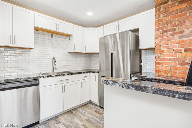 6145 Stanbury Road, Parma, OH 44129