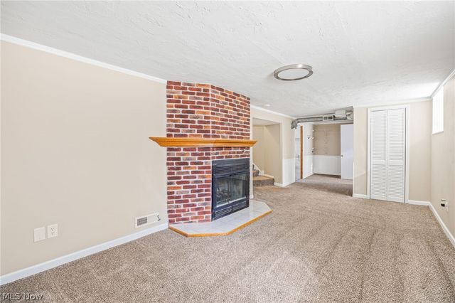 6145 Stanbury Road, Parma, OH 44129