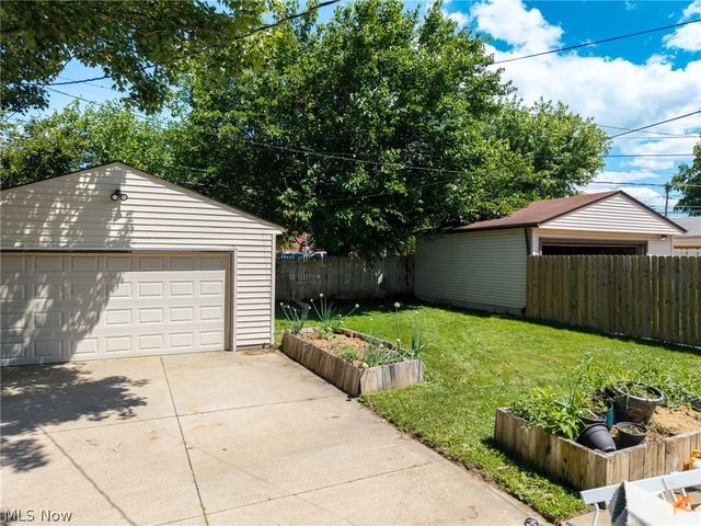 6145 Stanbury Road, Parma, OH 44129