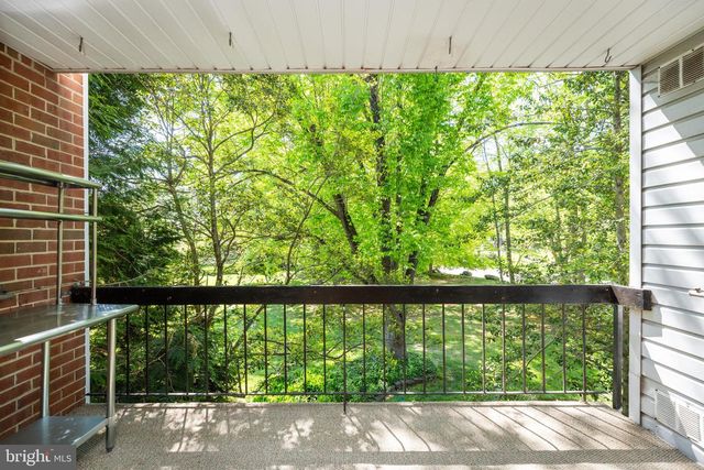 8 MALLOW PL, Wilmington, DE 19810