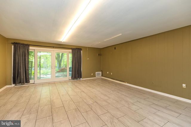 8 MALLOW PL, Wilmington, DE 19810