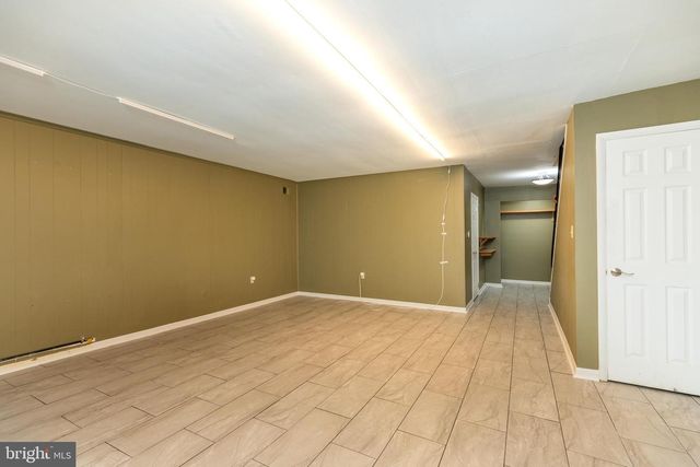 8 MALLOW PL, Wilmington, DE 19810