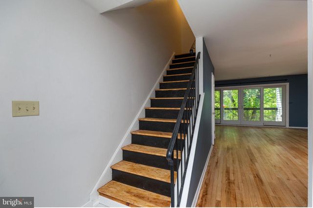 8 MALLOW PL, Wilmington, DE 19810