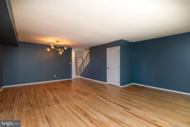 8 MALLOW PL, Wilmington, DE 19810