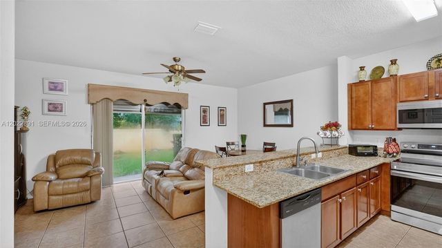 8926 SW 19th St, Miramar, FL 33025