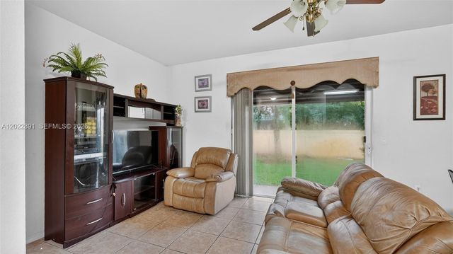 8926 SW 19th St, Miramar, FL 33025