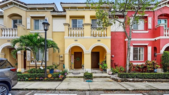 8926 SW 19th St, Miramar, FL 33025