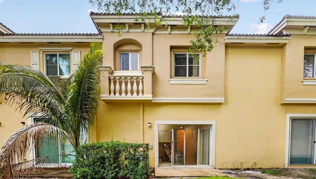 8926 SW 19th St, Miramar, FL 33025