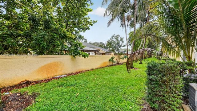 8926 SW 19th St, Miramar, FL 33025