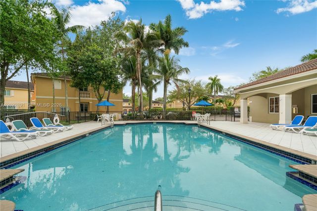 8926 SW 19th St, Miramar, FL 33025