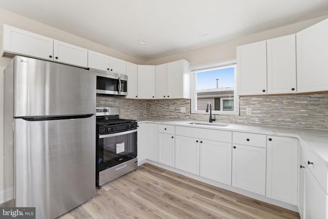 909 SPRUCE AVE, Pleasantville, NJ 08232